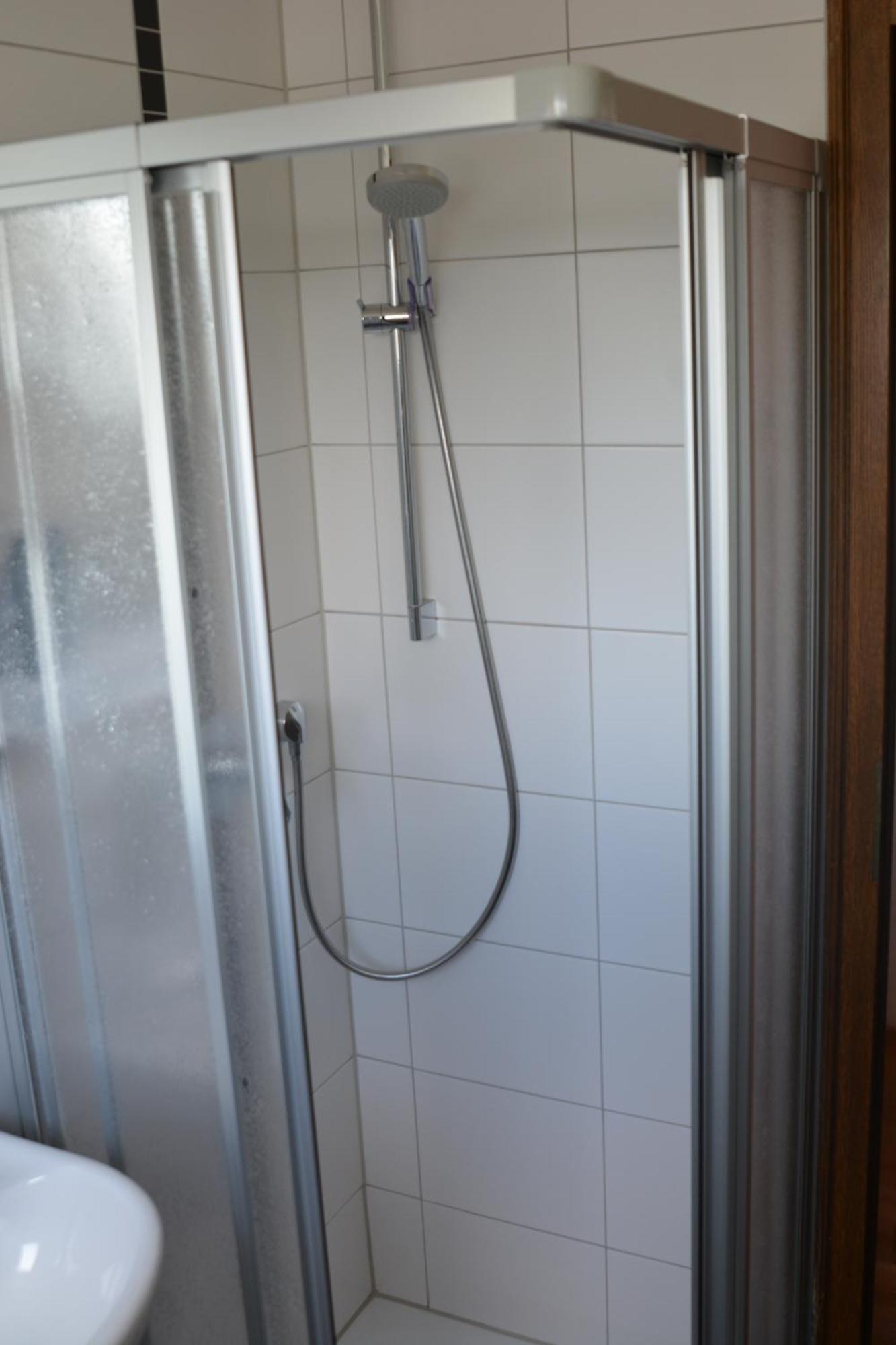 Hotel-Gasthof Zur Rose Weissenhorn Room photo