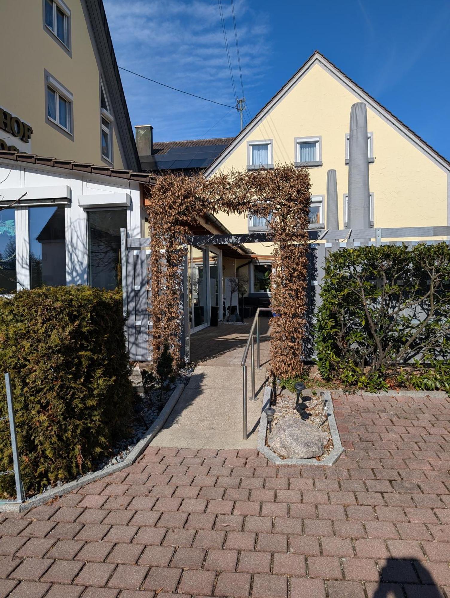Hotel-Gasthof Zur Rose Weissenhorn Exterior photo